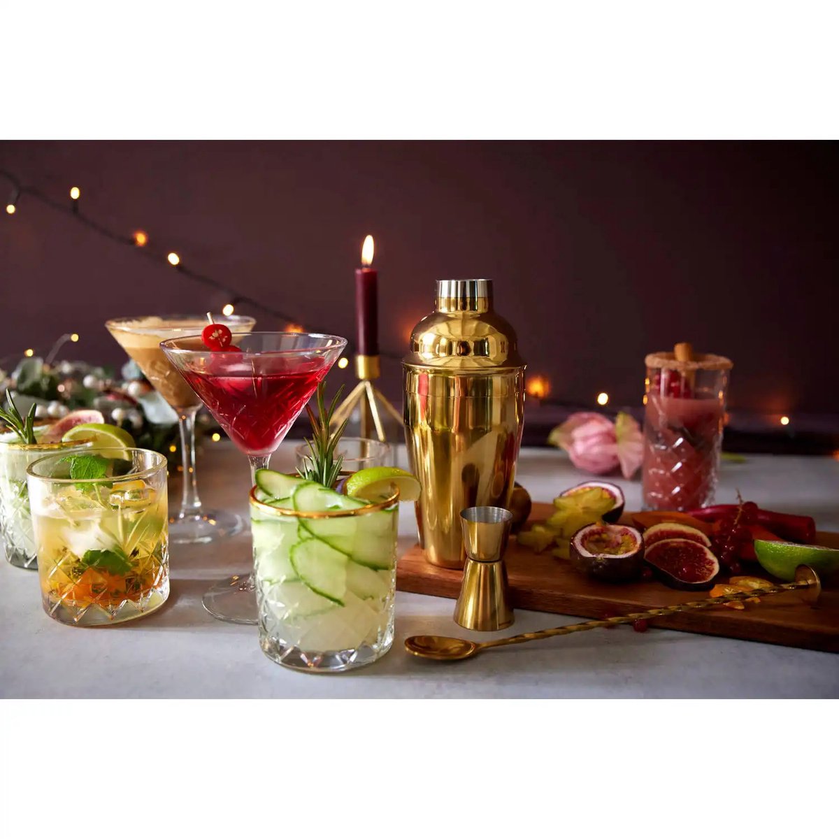 Cocktail Set - 4-Delig - Cocktail Shaker - Luxe Cocktailset - Barset - Complete Cocktailset - Bartender Barset - Met Cocktailzeef, Barlepel en Barmaatje - Luxe Cadeauverpakking - 500 ml - Goud — cadeau in Kookcadeaus - foto 2