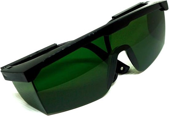Grote groen getinte veiligheidsbril met zwart frame.