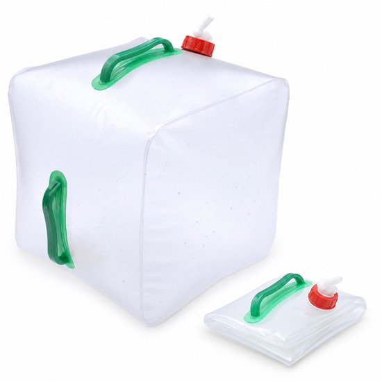 Transparante waterzak van 20 liter, vol en opgevouwen, met groene handgrepen en rode kraan.