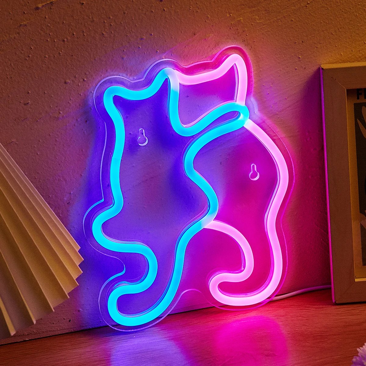 Kat LED Neon Bord - USB Nachtlampje met 3D Neon Effect - Sfeerverlichting voor Slaapkamer, Woonkamer, Gameroom en Muurdecoratie