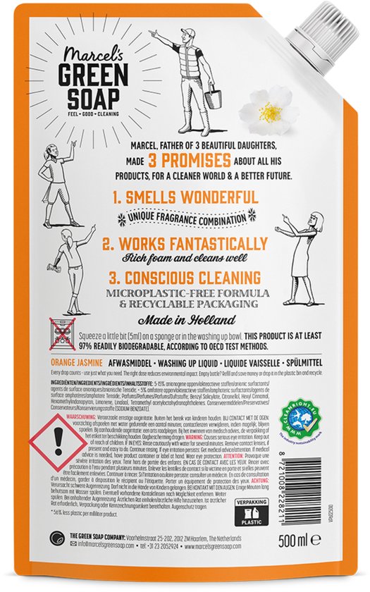 Oranje navulverpakking afwasmiddel met tekst 'Marcel's Green Soap', 'Orange Jasmine' en afbeelding van een wasbeer en sinaasappel. Bevat waarschuwingssymbolen.