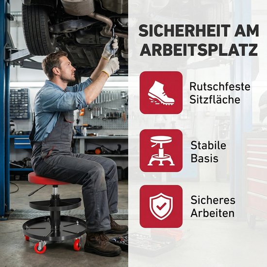 Man onder auto op rode werkplaatskruk met zwarte planken, met pictogrammen voor antislip zitting, stabiele basis en veilig werken.