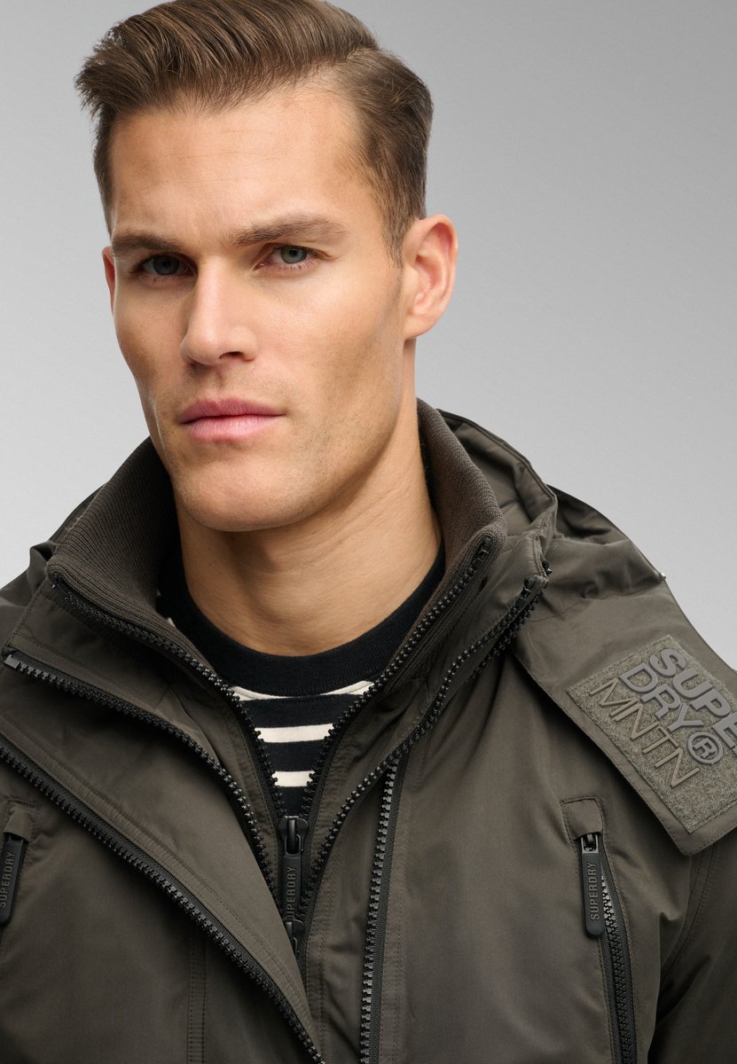 Superdry - Microvezel Arctic Windcheater Jas Met Capuchon - Heren