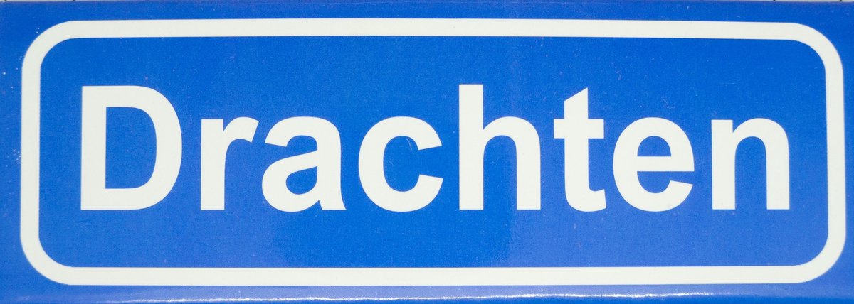 Souv© - koelkast magneet - plaatsnaam bord - kombord - souvenir - koelkastmagneetje - relatiegeschenk Drachten