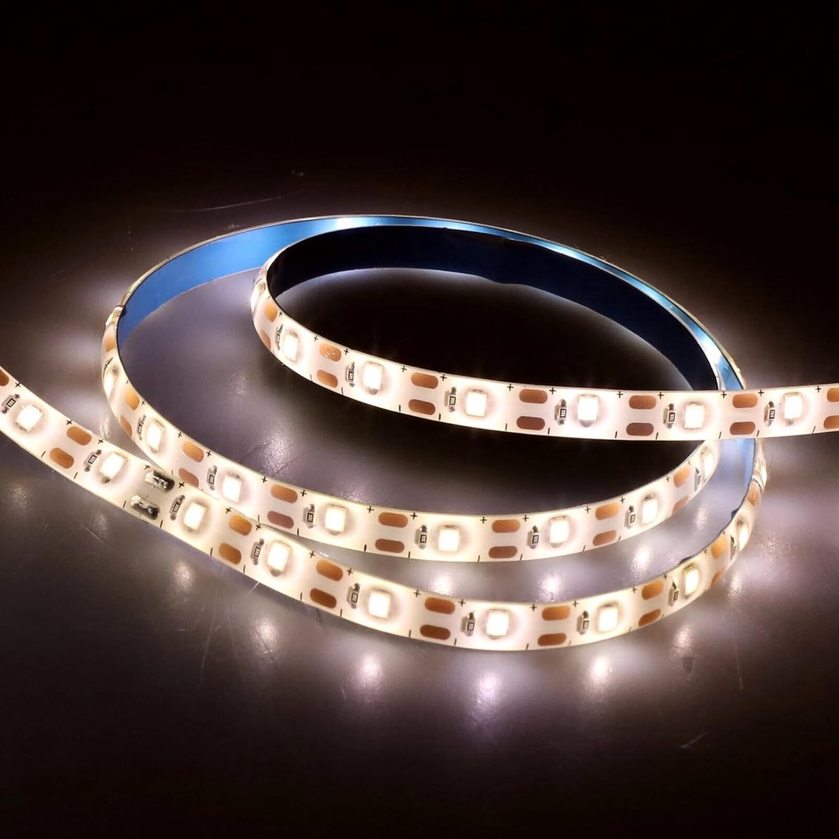 SnelShoppen - LED Strip 1 m Warm Wit 3000 K - Energiezuinige Onderbouwverlichting voor Keuken, Kasten, Sfeerlicht - Batterijvoeding (zonder batterijen