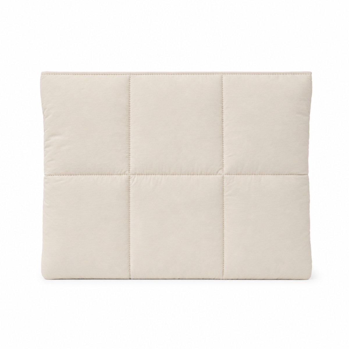 Mastersøn Puffy Laptophoes 13 / 14 inch – Geschikt voor MacBook Air & Pro – Laptop Sleeve met Accessoirevak – Waterafstotend – Beige - Ivory