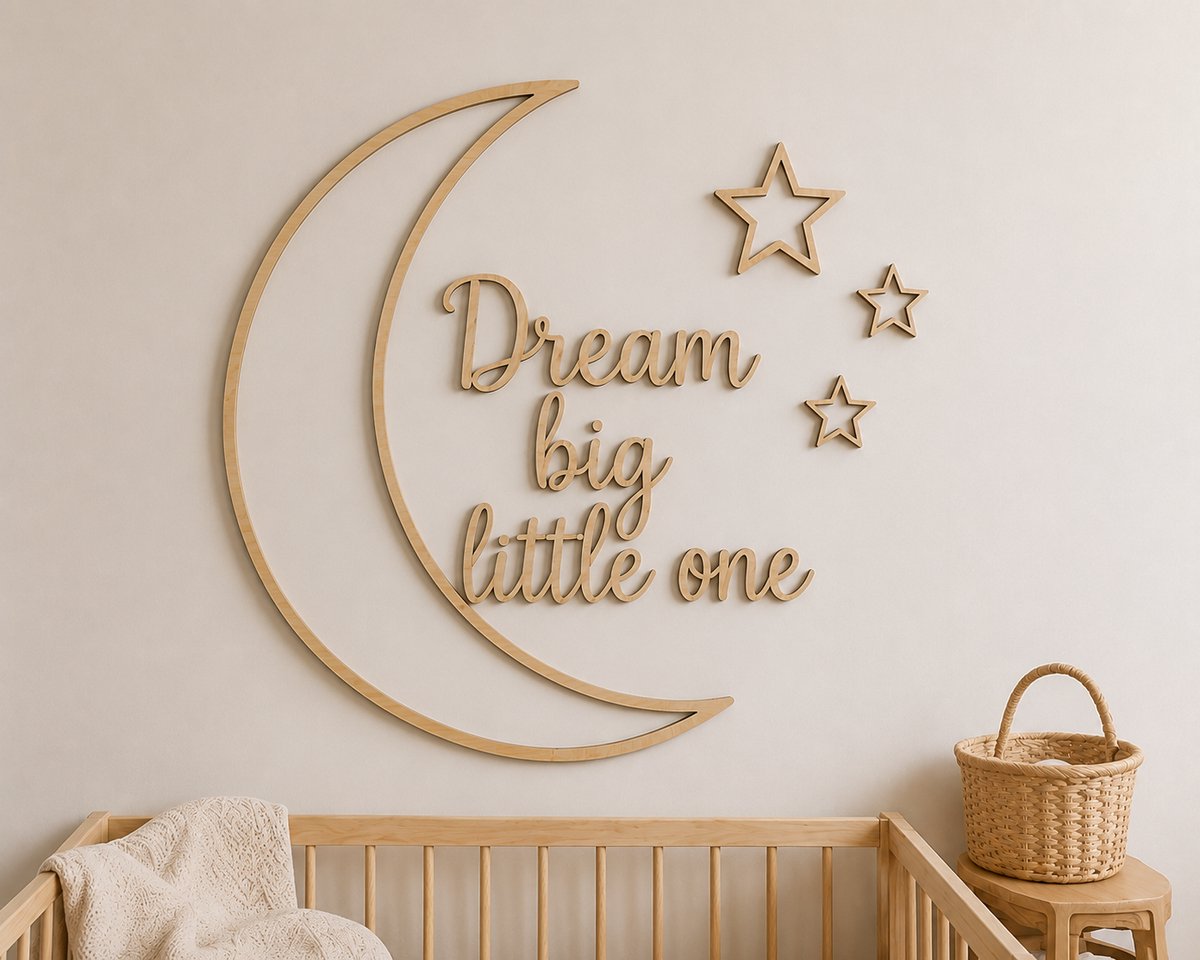 Houten Wanddecoratie Babykamer – Dream Big Little One – Maan met Sterren – 55 x 55 cm – Multiplex/ babykamer/baby