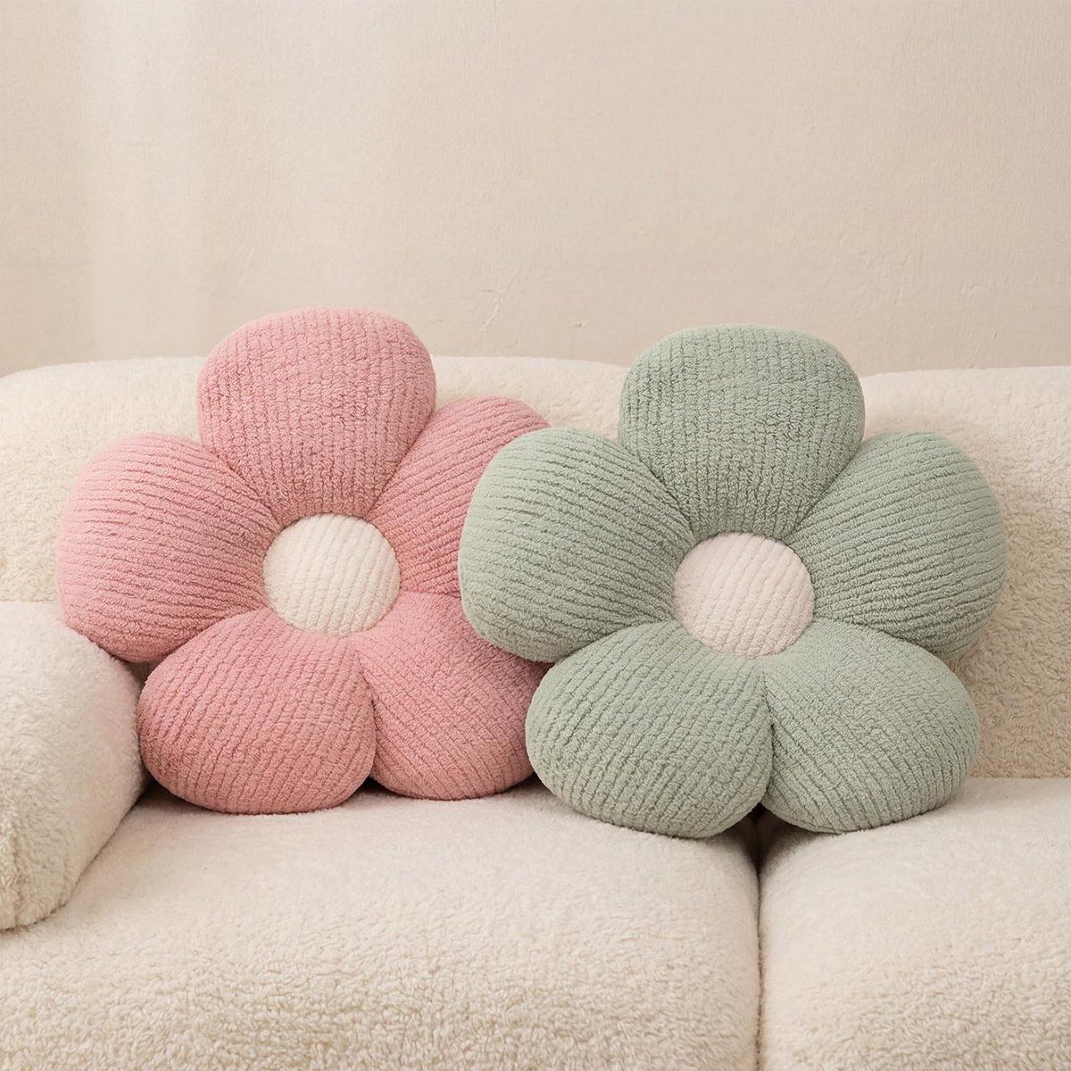 Omgoods - Set van 2 Bloemvormige Sierkussens in Roze en Groen