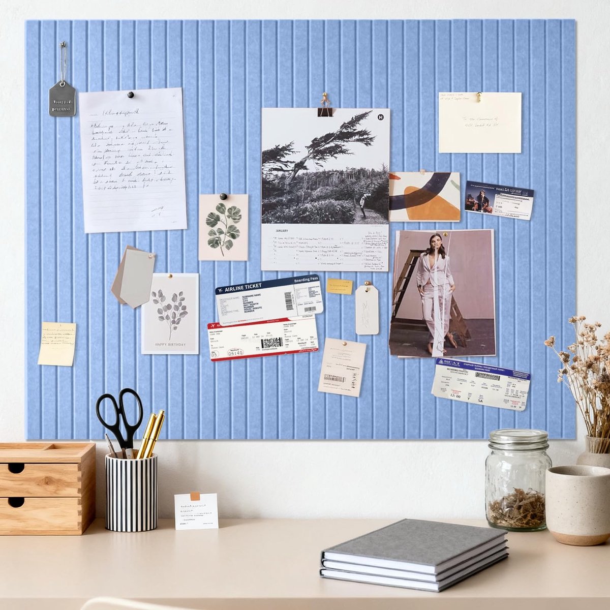 Omgoods - Groot Zelfklevend Pinbord 40x60 cm - Decoratief Vilt Memoboard Lichtblauw