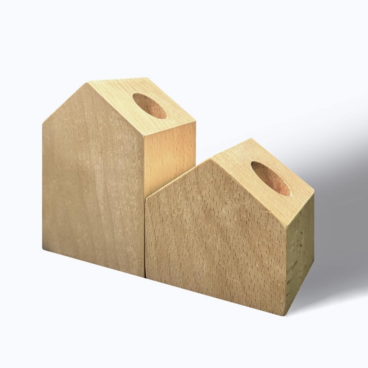 Omgoods - Set van 2 Houten Kandelaren in Huisvorm