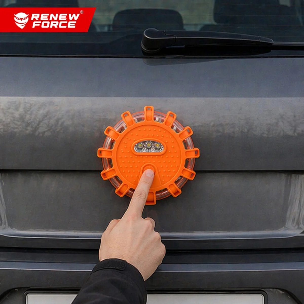 Auto of boot Alarmlichten Set - 3 Stuks - Magnetisch - USB-C Oplaadbaar - Noodpakket - Noodzwaailicht - Waarschuwingslicht - Noodverlichting Auto - Zwaailicht oranje – foto 4