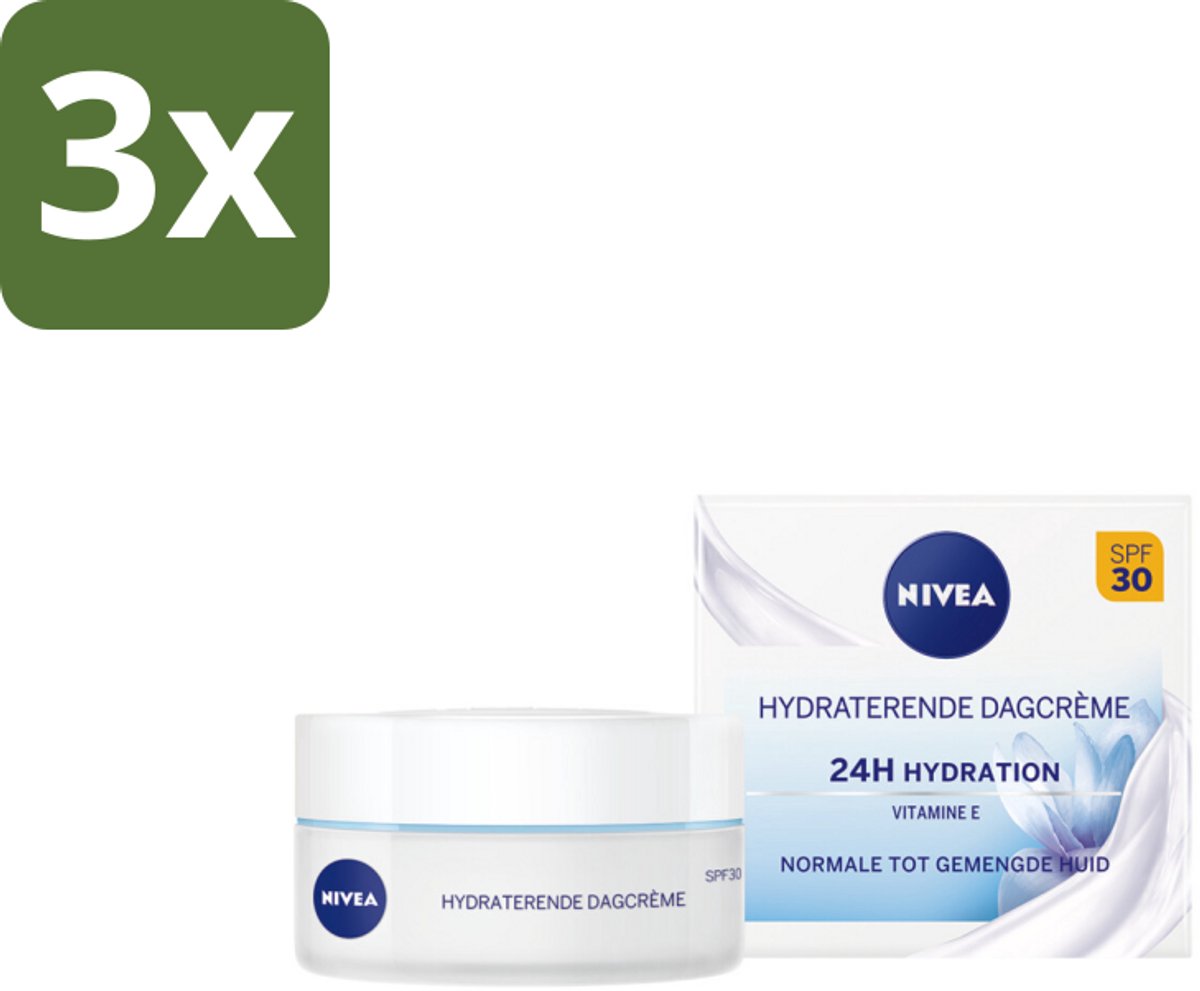 NIVEA - Essentials Dagcrème - Hydraterende Gezichtscrème - Normale tot gemengde huid - SPF 30 - Met Vitamine E & Lotusextract - 50 ml - Bulkverpakking - 3 stuks