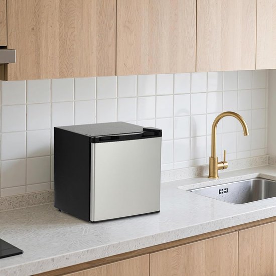 Minikoelkast met Vriesvak 45 Liter - Compacte Koelkast voor Slaapkamer, Studentenkamer en Kantoor - Regelbare Thermostaat - Uitneembare Glazen Legplank - Fluisterstil & Energiezuinig (Energieklasse E) van HOERFURIY — afbeelding 4