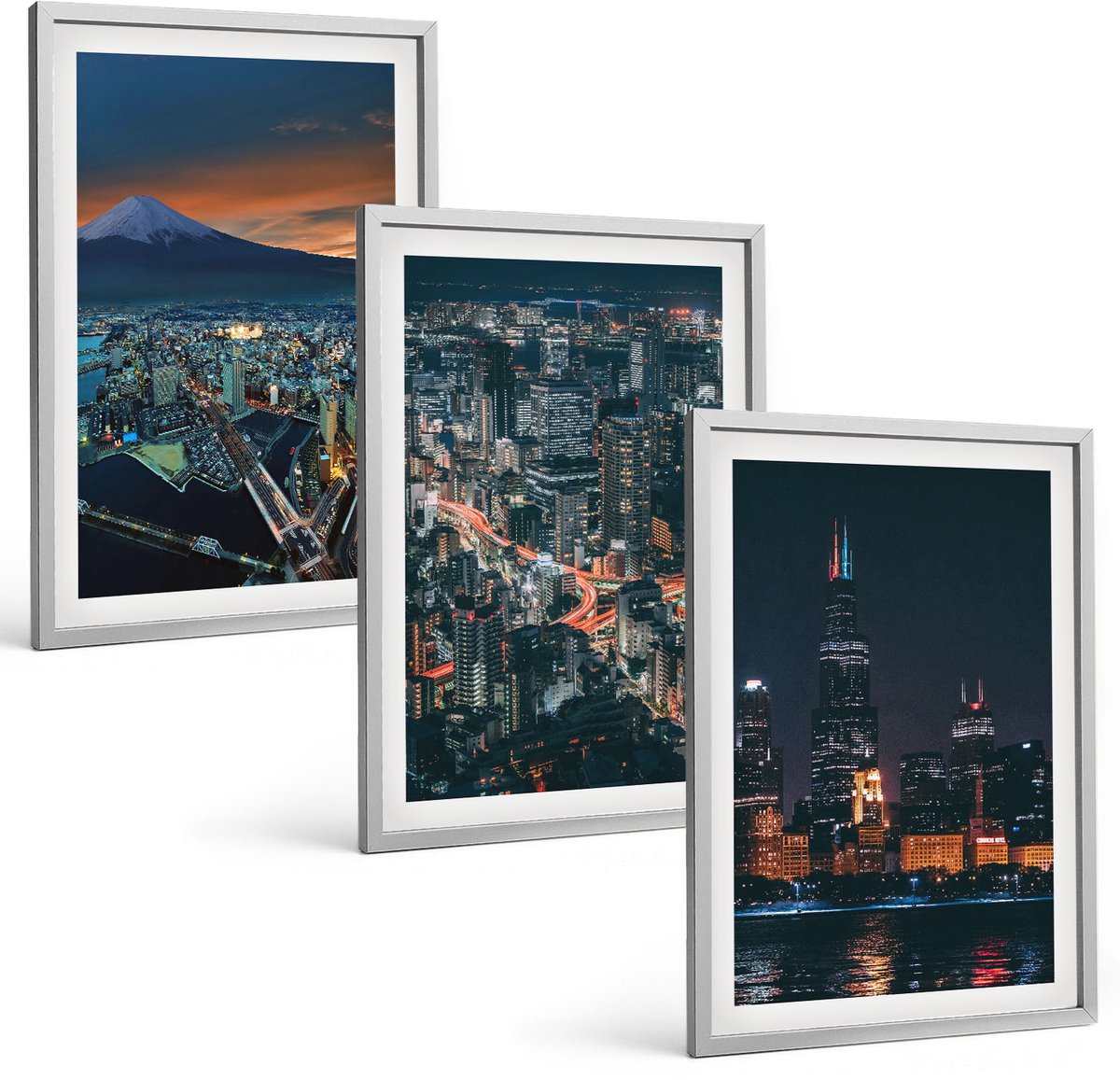 TULUP 4-Delige Schilderij Set - Uitzicht op de stad 's nachts vanaf de bergen met wolkenkrabbers - 40 x 60 cm - Wanddecoratie - Schilderijen Set - Interieur - Moderne Wanddecoratie Zilveren lijst