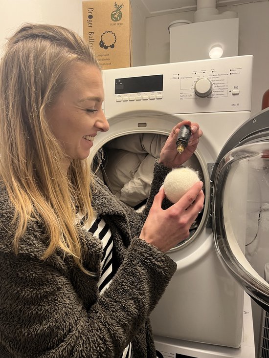 IntraSellers 6 boules de séchage XL avec 6 huiles essentielles - boule de lavage - boules de séchage - boules de sèche-linge - boules de lavage - Vizirettes - assouplissant - économie Énergie - 100 % laine - durable - cadeau