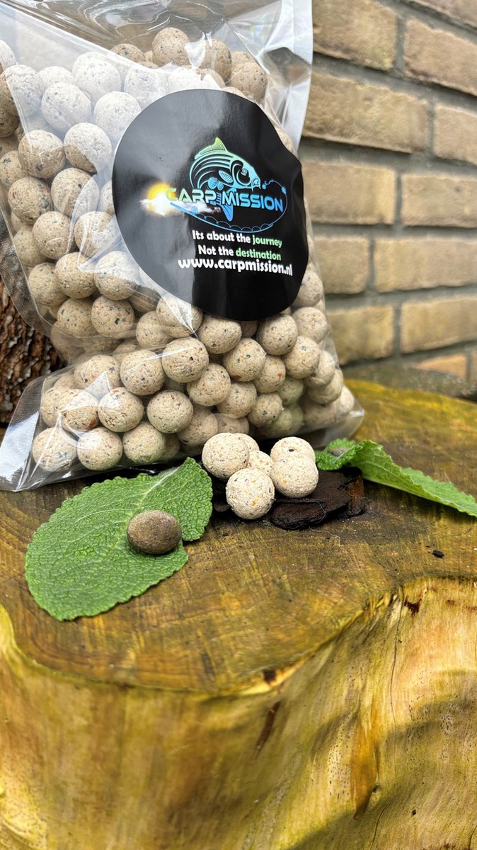Carpmission| Boilies | Milky Twist | Gemengd met tijgernotenslijm | Banaan flavour | 15mm | 1,5 kg