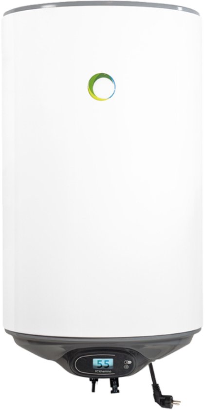 Witte cilindrische boiler met een rond logo en een digitaal display.