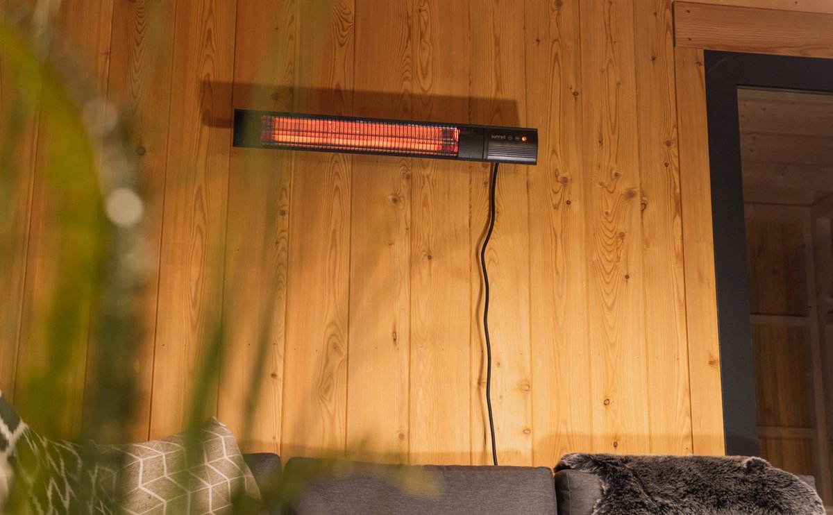 Sunred Dark 2000 W - Wall-mounted Patio Heater - Black + Cover