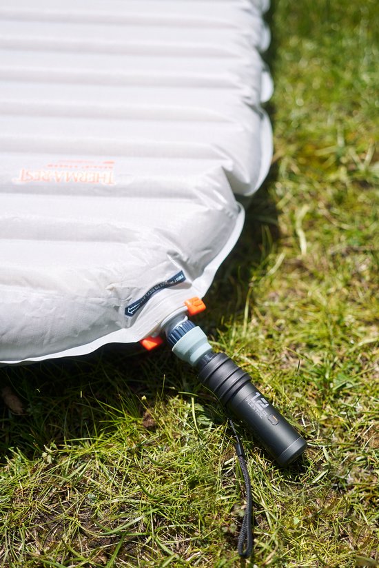 Flextail Zero Pump mini luchtpomp - Inclusief oplaadbare USB-C batterij - Luchtbed pomp - Opblaaspomp - Diverse Opzetstukken van Flextail — afbeelding 5