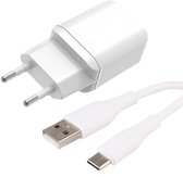 Adapter USB - Oplader Geschikt voor Samsung Telefoon en Tablet - USB C naar USB A - TPE Materiaal - 1 Meter - Oplaadkabel - 12W Vermogen - Adaptive Fast Charger - Incl. USB C Kabel - Stekkerblok - Wit