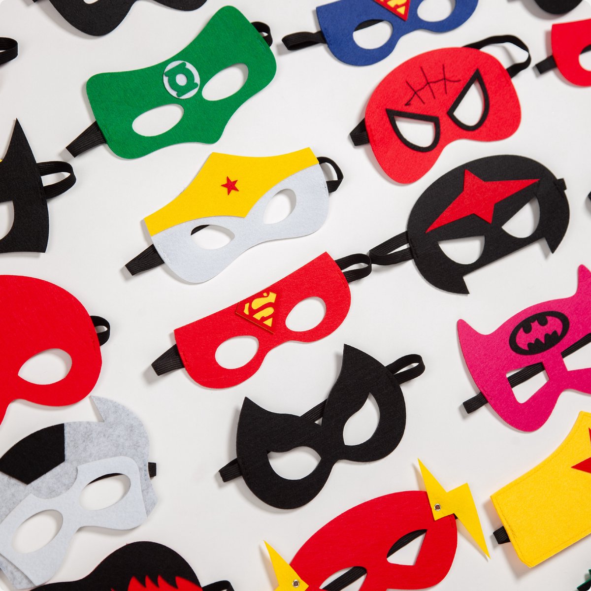 Fissaly 30 Stuks Superhelden Maskers voor Kinderfeest & Verkleed Partijen – Super Hero Kind Kostuum — afbeelding 4
