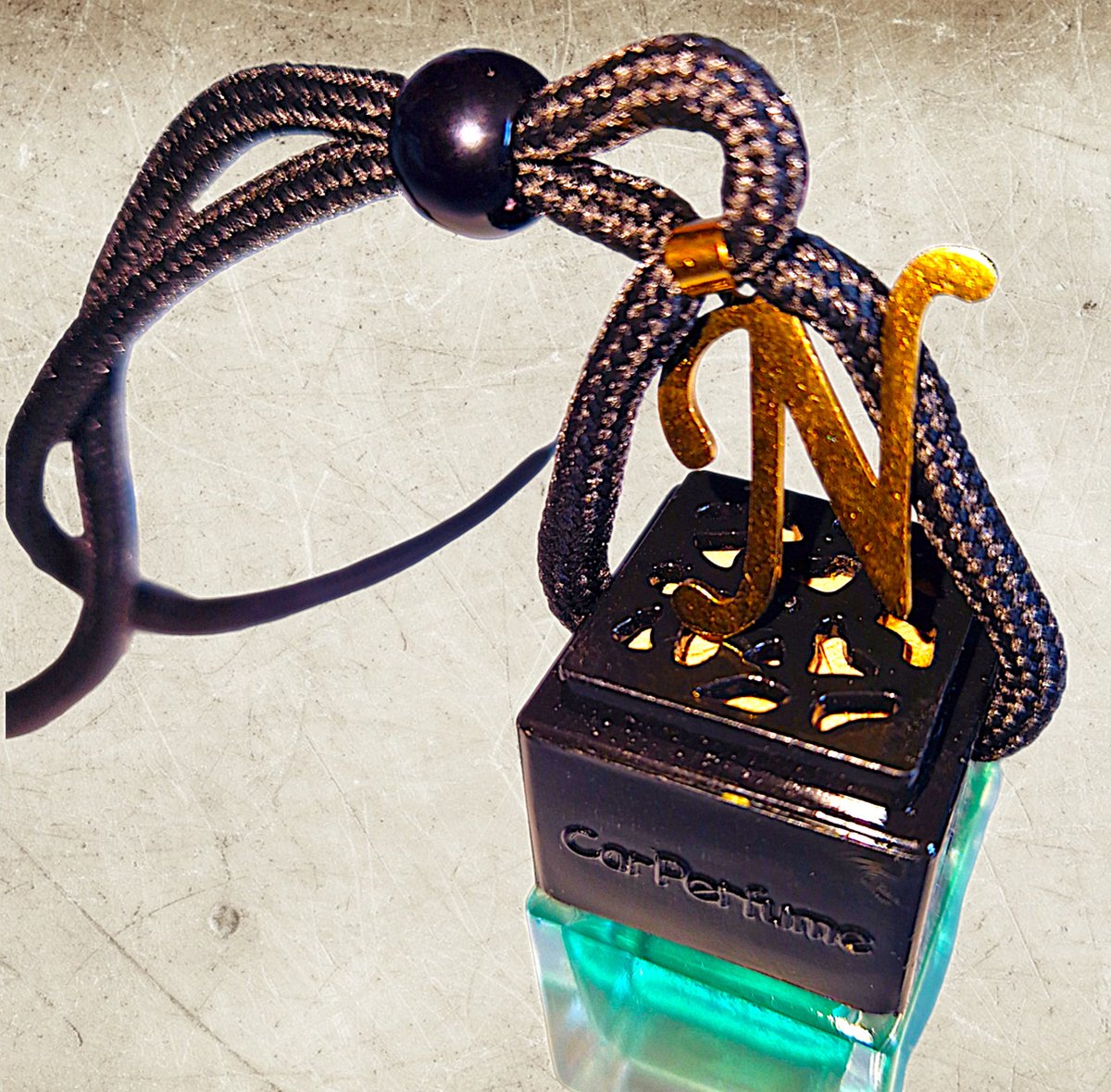 Goedkoopste Autoparfum Golden Gift Letter N - 8ml - Oosters Hamam - Dupe - Car perfume - Geïnspireerd door Traditional Hammam Ritual Overseas - Luchtverfrisser - Autogeur - Autogeurtje - Cadeau - Moederdag - Vaderdag - Verjaardagscadeau - Valentijnsdagcadeau