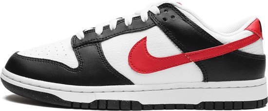 Nike Dunk Low Retro - Maat 49.5 - Zwart/Wit/Rood - Sneakers Heren