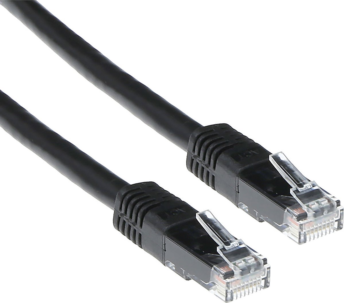 ACT Zwarte 0,5 meter U/UTP CAT6 patchkabel met RJ45 connectoren IB8900