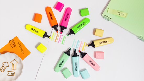 Surligneurs plats BIC Marking - Différentes couleurs et nuances pastel - Pack de 8 pièces - avec pointe biseautée modulaire 1,2 mm-4,6 mm