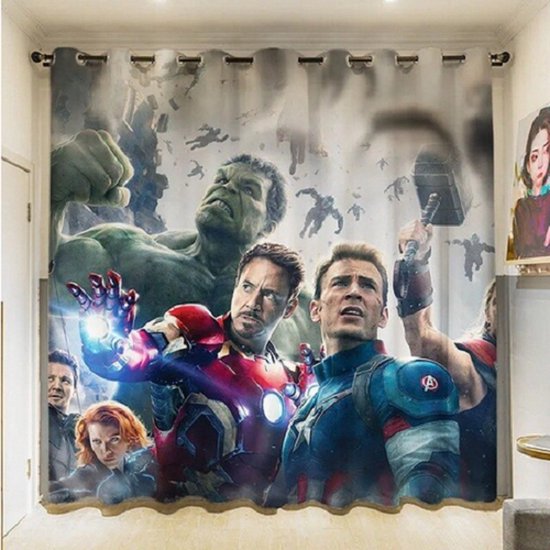 Gordijnen - Avengers - kant en klaar - verduisterend - 132 x 160 cm ( 2 stuks van 66 cm )