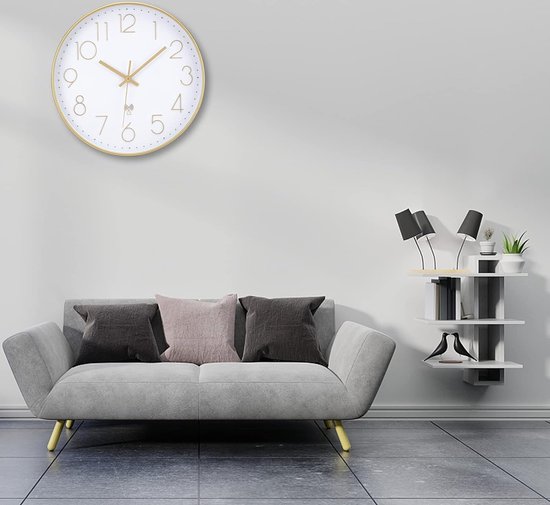 Newgate® Number Four Echo wandklok | Moderne ronde klok | 30cm | Oranje | Gemakkelijk te lezen cijfers | Ideaal voor keuken, woonkamer of kantoor