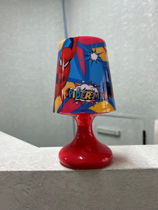 Spiderman Nachtlampje- Verandert van Kleur- Jongenskamer- 18.5x10x8.5cm
