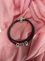 Cadeausets voor Bedelarmbanden - Cadeau set Pink Ribbon | 3 Pink Ribbon bedels en Boeddha armband | 925 Sterling Zilver - Geschikt voor alle merken - Met 925 Zilver Certificaat - In leuke Cadeauverpakking - Moederdag