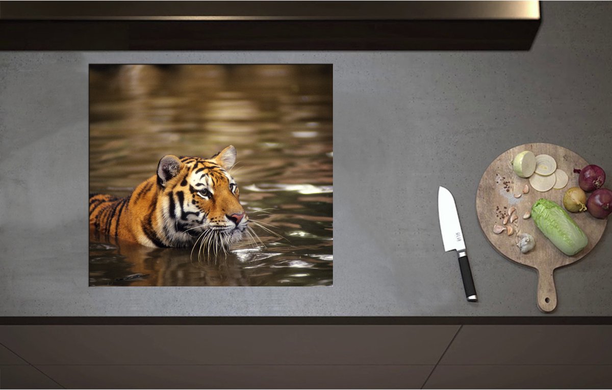Inductieplaat Beschermer - Bengaalse Tijger in het Water - 60x55 cm - 2 mm Dik - Inductie Beschermer - Bescherming Inductiekookplaat - Kookplaat Beschermer van Wit Vinyl