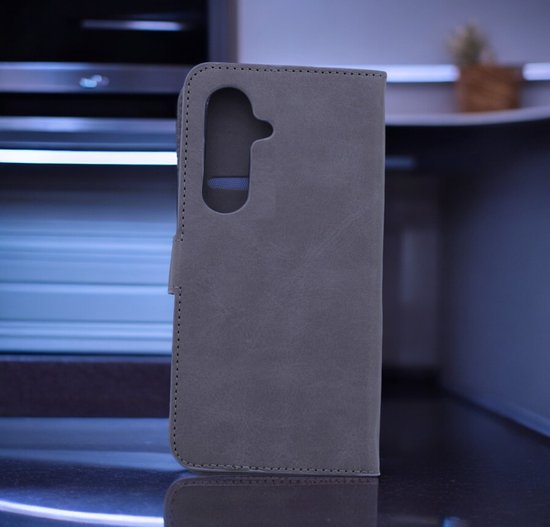 Samsung Galaxy S22 Plus Bookcase Grijs - étui portefeuille avec protection d'écran en Glas 3 pièces - ZT Accessoires