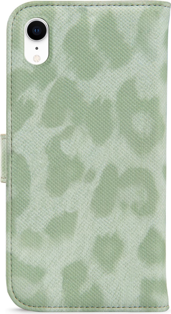 My Style Telefoonhoesje geschikt voor Apple iPhone 11 Hoesje | My Style Flex Wallet Bookcase Portemonnee | Pasjeshouder voor 3 Pasjes | Telefoonhoesje voor Pinpas / OV Kaart / Rijbewijs - Green Leopard | Groen