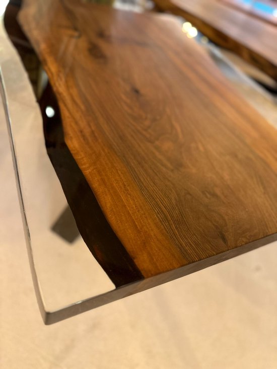 Arka Woods - Table basse en époxy et bois de noyer - Nora