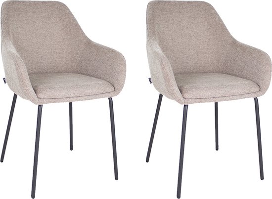 Twee taupe eetkamerstoelen met stoffen bekleding en zwarte metalen poten, naast elkaar.