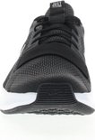 Voorkant van zwarte Nike MC Trainer 2 sportschoenen voor dames.