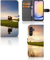 Smartphone Hoesje Geschikt voor Samsung Galaxy A25 Flip Case Koe