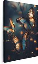 Artaza Canvas Schilderij Drie Vlinders op een Donkere Achtergrond - 90x120 - Wanddecoratie - Foto Op Canvas - Canvas Print