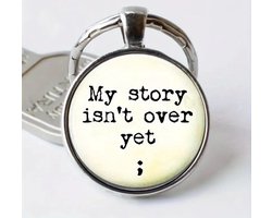 GoedeDoelen.Shop | Sleutelhanger My Story | Sleutelring | Suïcide Awareness | Statement Hanger | Semicolon | Punt Komma | Steun | Bewustwording | Autosleutel | Fietssleutel | Huissleutel | Doorsnede 2,5 CM | Wellness-House