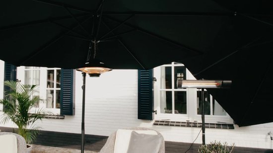 VONROC Premium Parasol Rapallo 200x300cm – Duurzame parasol - combi set incl. parasolvoet van 20 kg - Kantelbaar – UV werend doek - taupe – Incl. beschermhoes
