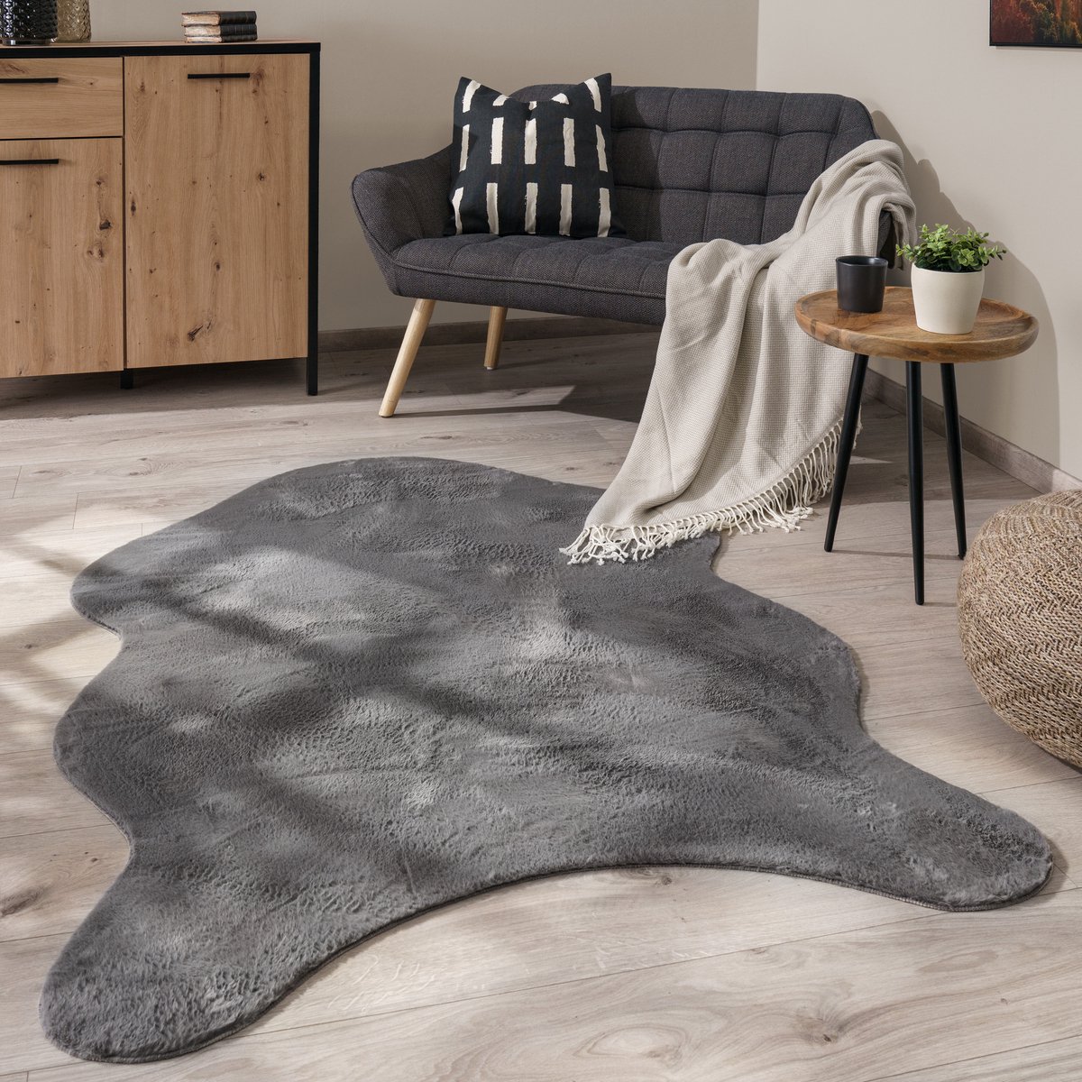 Paco Home Vloerkleed Woonkamer Laagpolig Effen Modern Imitatiebont In Vachtvorm Zacht 100x200 cm Fell-form