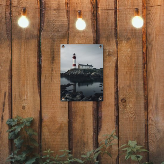 Tuin decoratie Vuurtoren - Zee - Rotsen - Scandinavië - Maritiem - 30x40 cm - Tuindoek - Buitenposter