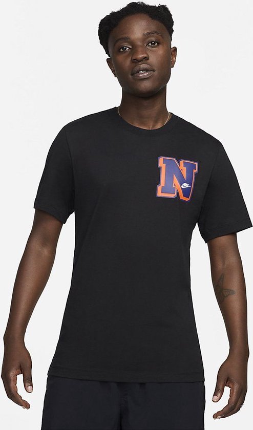 nike sportswear t shirt black
