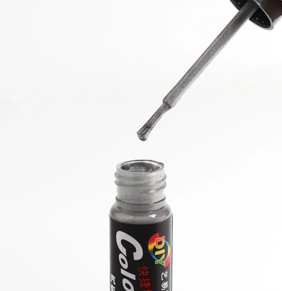 TLVX Auto Lakstift Zilver met kwastje - Autolakherstel – Verf - Kras pen lak stift - Schade herstellen - Auto Kras herstel - Kras stift - Zilveren auto lak - Kras verwijderaar - Kras herstel - Sleutelschade deur - Permanent lak herstel – Waterbesten