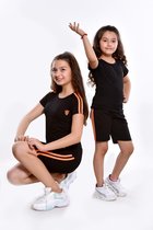 Sportkleding Set / Gympak - T-Shirt en Korte Broek - 134/140 - Meisjes Zwart Oranje