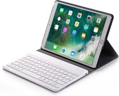 Case2go - Bluetooth toetsenbord Tablet hoes geschikt voor iPad 2021/2020/2019 - 10.2 Inch - QWERTY - Magneetsluiting - Sleep/Wake-up functie - Goud