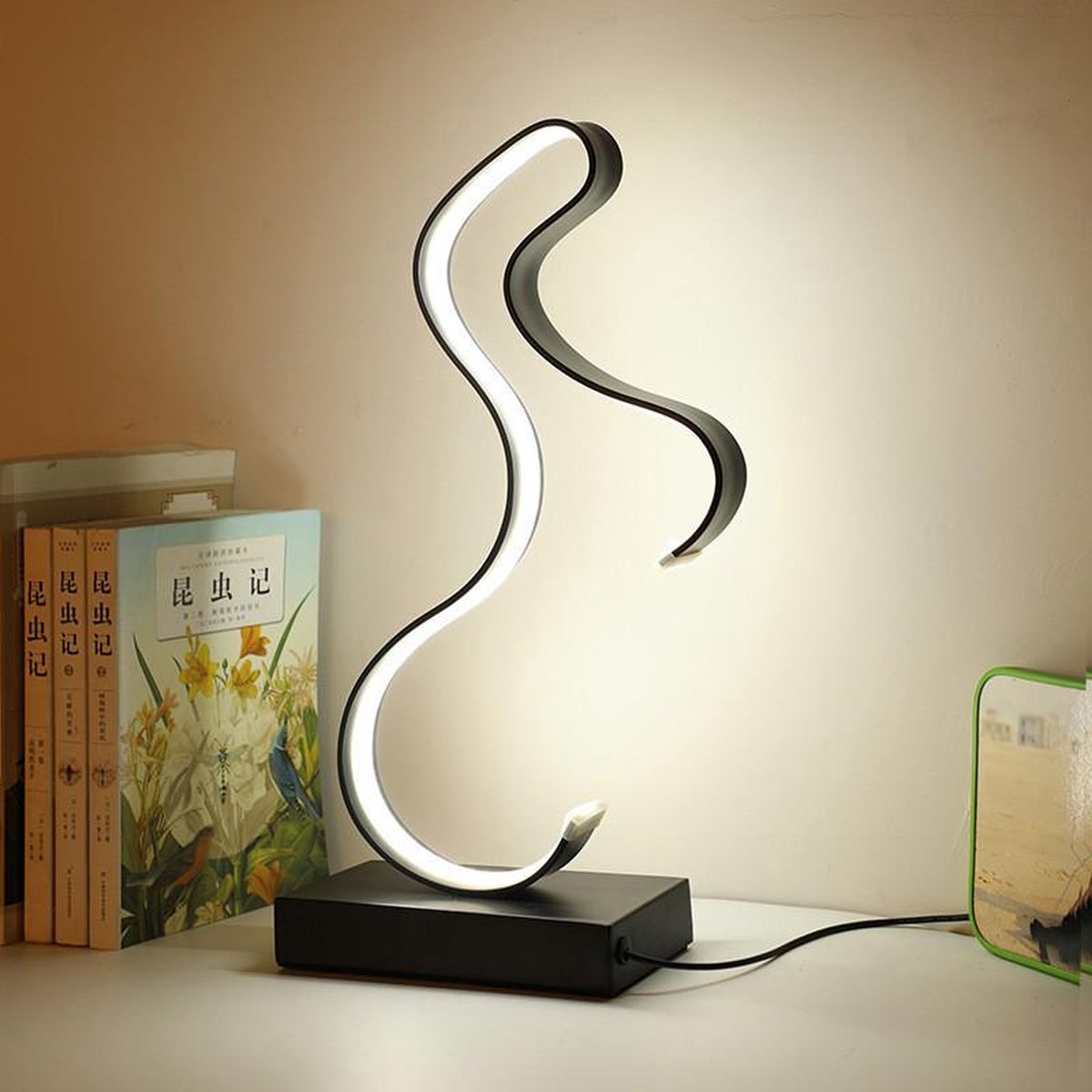 TDR- Bureaulamp - LED - Abstract Paard decoratief - heeft 3 verschillende wit licht standen - Zwart